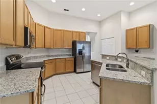 4502 Saddleworth Cir, Orlando, FL 32826 - Photo 13