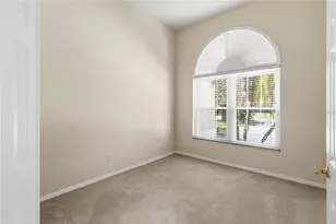 4502 Saddleworth Cir, Orlando, FL 32826 - Photo 9