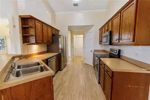 10814 Vineyard Ct, Clermont, FL 34711 - Photo 9