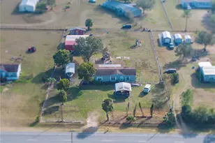11404 Lithia Pinecrest Rd, Lithia, FL 33547 - Photo 1