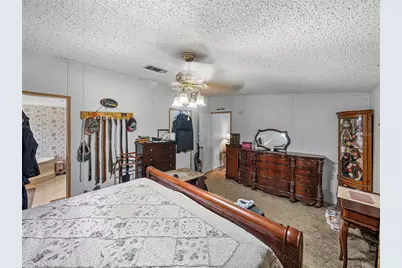 11404 Lithia Pinecrest Road, Lithia, FL 33547 - Photo 51