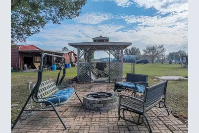 11404 Lithia Pinecrest Road, Lithia, FL 33547 - Photo 47