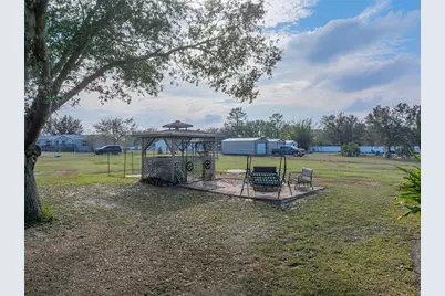 11404 Lithia Pinecrest Road, Lithia, FL 33547 - Photo 85