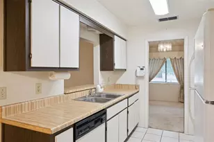 608 Wavecrest Dr, Orlando, FL 32807 - Photo 7