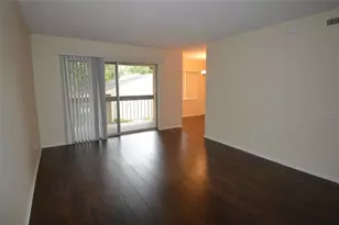 7509 Presley Pl, Tampa, FL 33617 - Photo 7