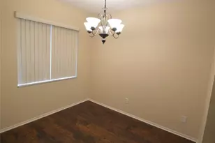 7509 Presley Pl, Tampa, FL 33617 - Photo 5
