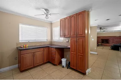1406 Haven Bend, Tampa, FL 33613 - Photo 5