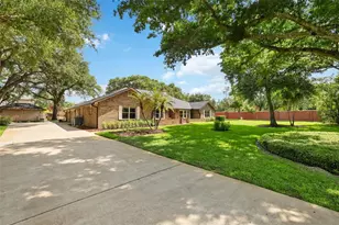 14001 Country Estate Dr, Winter Garden, FL 34787 - Photo 3