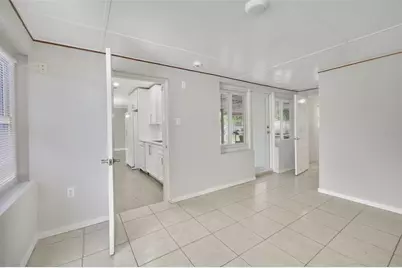 2331 W Oak Street, Kissimmee, FL 34741 - Photo 9