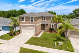 1681 Strathmore Cir, Mount Dora, FL 32757 - Photo 1