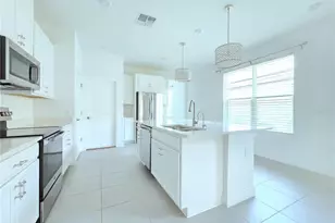 2182 Palm Tree Dr, Poinciana, FL 34759 - Photo 5
