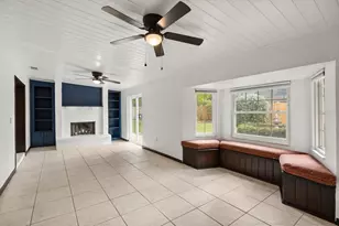 4940 Caspian Ct, Orlando, FL 32819 - Photo 5