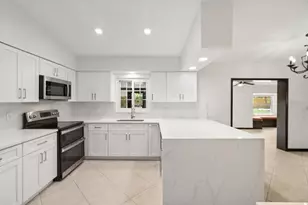 4940 Caspian Ct, Orlando, FL 32819 - Photo 3