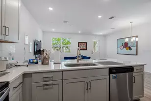 11761 Tidal Aly, Orlando, FL 32832 - Photo 5