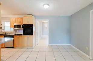 2009 Peppertree Ct, Oldsmar, FL 34677 - Photo 9