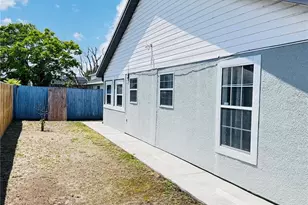 206 Hollywood Ct N, Kissimmee, FL 34743 - Photo 33