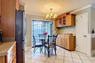 206 Hollywood Ct N, Kissimmee, FL 34743 - Photo 9