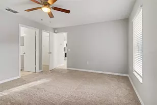 526 N Finch Ct, Kissimmee, FL 34759 - Photo 9