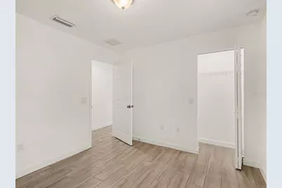 810 21st Street E, Bradenton, FL 34208 - Photo 13
