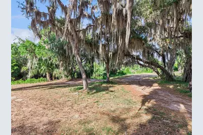 35401 Willow Circle, Fruitland Park, FL 34731 - Photo 15