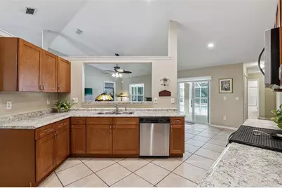 35401 Willow Circle, Fruitland Park, FL 34731 - Photo 17