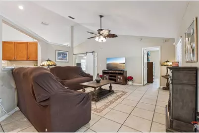 35401 Willow Circle, Fruitland Park, FL 34731 - Photo 21