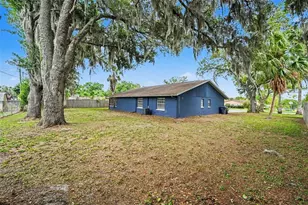1234 Fairfax N, Lakeland, FL 33813 - Photo 9