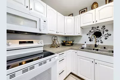 2705 Arc Drive, Orlando, FL 32826 - Photo 9