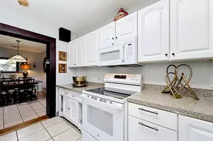 2705 Arc Dr, Orlando, FL 32826 - Photo 13