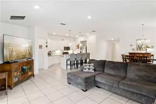 239 Sunfish Dr, Winter Haven, FL 33881 - Photo 5