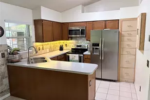 4276 Rocky Ridge Pl, Sanford, FL 32773 - Photo 3