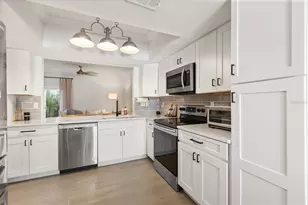 409 S Audubon Ave, Tampa, FL 33609 - Photo 15