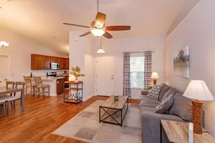 573 Charles Ave, Orange City, FL 32763 - Photo 7