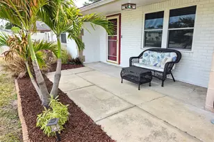 505 Red Mangrove Ln, Apollo Beach, FL 33572 - Photo 23