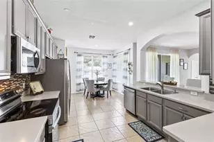 529 Cortona Dr, Orlando, FL 32828 - Photo 9