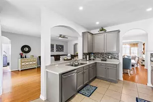 529 Cortona Dr, Orlando, FL 32828 - Photo 11
