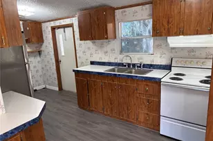 5520 Indiana Dr, Lady Lake, FL 32159 - Photo 5