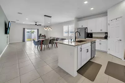 24401 Sunnys Halo Way, Sorrento, FL 32776 - Photo 5