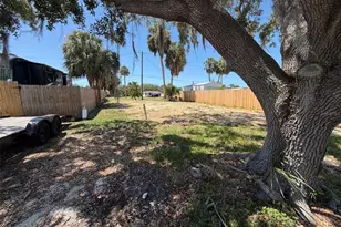 6825 Garden Dr, New Port Richey, FL 34652 - Photo 1
