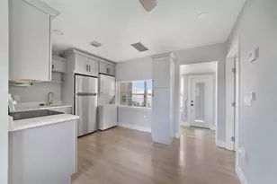 4521 Edgewater Dr, Orlando, FL 32804 - Photo 7