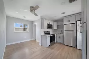 4521 Edgewater Dr, Orlando, FL 32804 - Photo 5