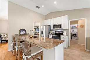 932 Yellow Rose Dr, Orlando, FL 32818 - Photo 17