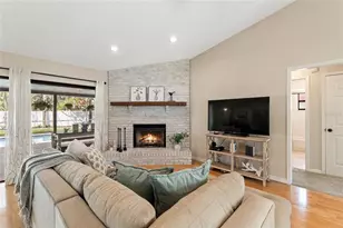 932 Yellow Rose Dr, Orlando, FL 32818 - Photo 11