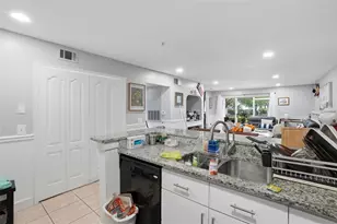 14036 Fairway Island Dr, Orlando, FL 32837 - Photo 9