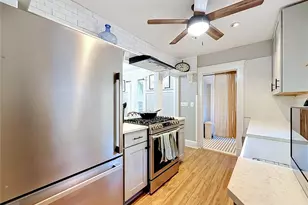 701 14th St N, Saint Petersburg, FL 33705 - Photo 7