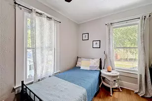 701 14th St N, Saint Petersburg, FL 33705 - Photo 19