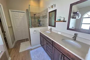 2608 Vinedale Ave, Valrico, FL 33596 - Photo 23