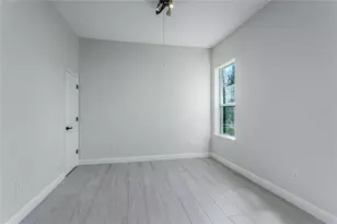 11909 Mandevilla Ct, Tampa, FL 33626 - Photo 15