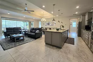 2743 River Creek Ln, Saint Cloud, FL 34771 - Photo 9