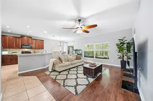 13425 Early Frost Cir, Orlando, FL 32828 - Photo 7